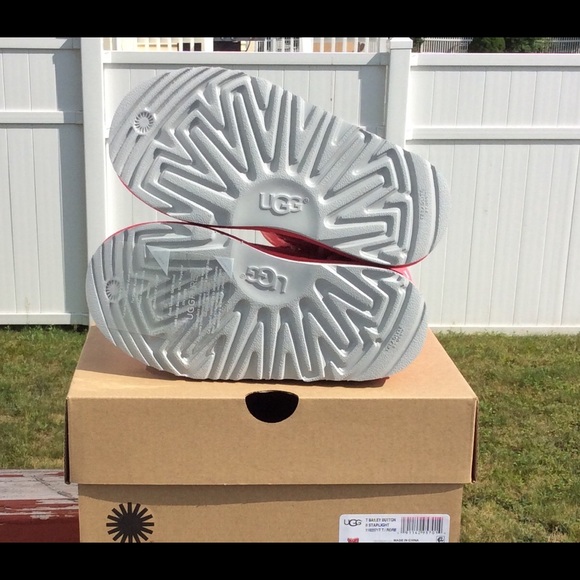 UGG T BAILEY BUTTON II STARLIGHT - Picture 5 of 6